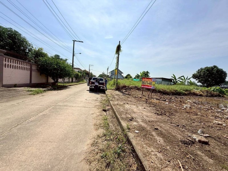 รูปที่4 ต้องการขายบ้านพร้อมที่ดิน บางแวก เขตภาษีเจริญ ราคา 1,725,000 บาท