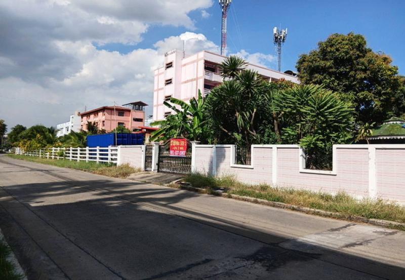 รูปที่2 ต้องการขายบ้านพร้อมที่ดิน สะพานสูง เขตสะพานสูง ราคา 35,000,000 บาท