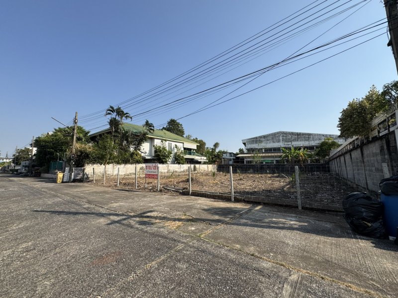 รูปที่2 ต้องการขายที่ดินเปล่า คลองจั่น เขตบางกะปิ ราคา 12,168,000 บาท