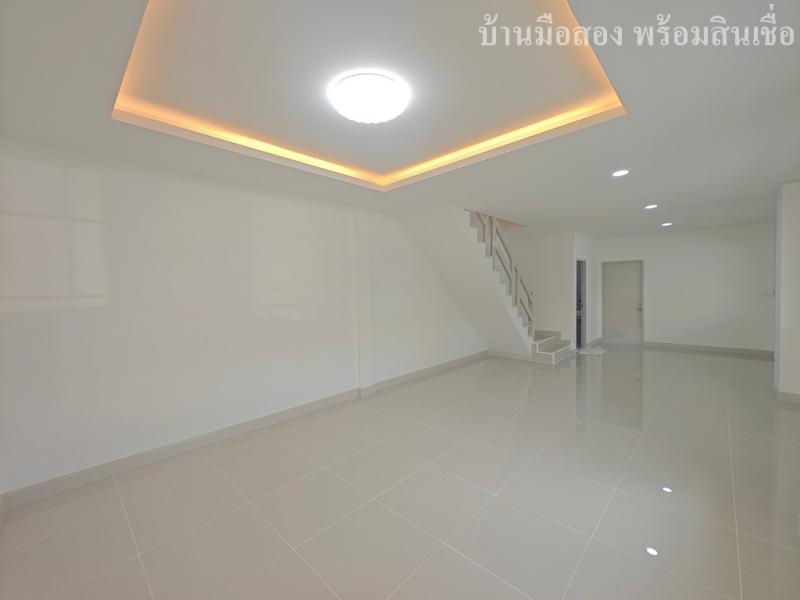 รูปที่3 ต้องการขายบ้านพร้อมที่ดิน คูคต ลำลูกกา ราคา 2,560,000 บาท