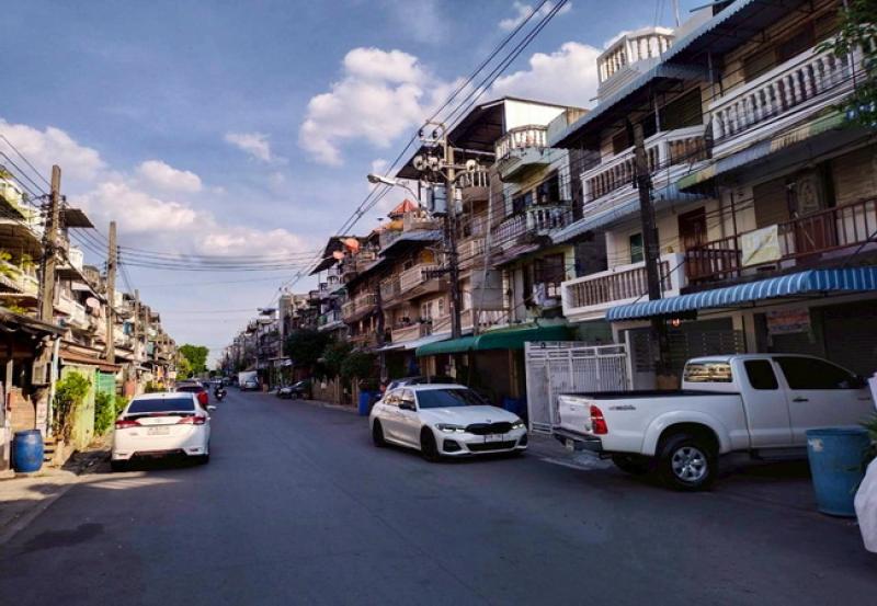 รูปที่2 ต้องการขายอาคารพาณิชย์ คลองสามประเวศ เขตลาดกระบัง ราคา 1,600,000 บาท