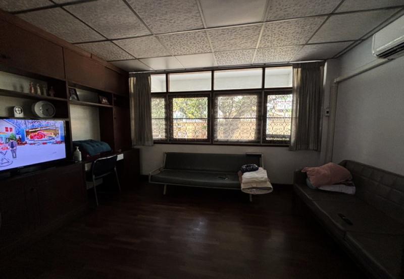 รูปที่6 ต้องการขายบ้านพร้อมที่ดิน ปากคลองภาษีเจริญ เขตภาษีเจริญ ราคา 42,200,000 บาท