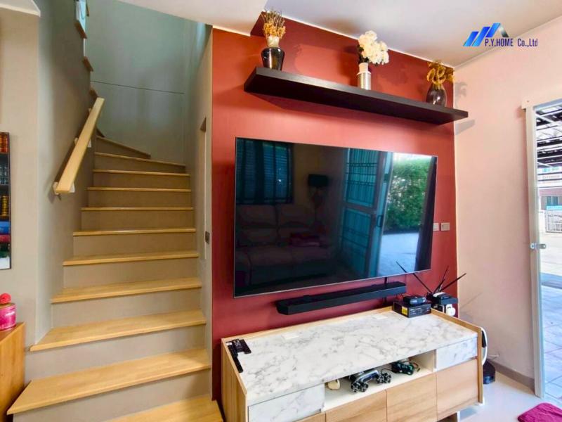 รูปที่4 ต้องการขายทาวน์โฮม ประชาธิปัตย์ ธัญบุรี ราคา 3,700,000 บาท