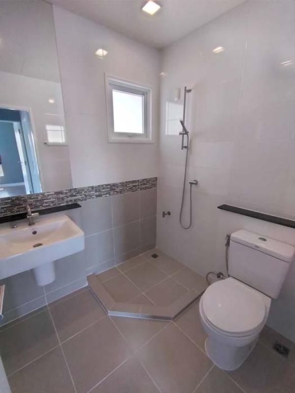 รูปที่8 ต้องการขายบ้านพร้อมที่ดิน บ้านใหม่ เมืองปทุมธานี ราคา 5,000,000 บาท