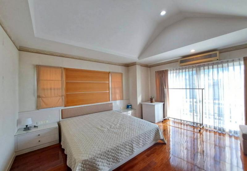 รูปที่8 ต้องการขายบ้านพร้อมที่ดิน ท่าแร้ง เขตบางเขน ราคา 13,500,000 บาท
