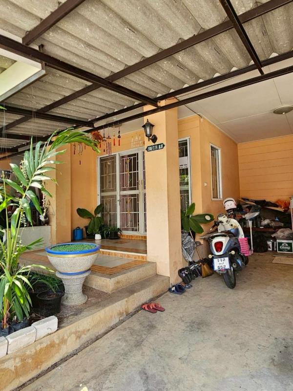 รูปที่2 ให้เช่าทาวน์โฮม ทุ่งสุขลา ศรีราชา ราคา 8,000 บาท