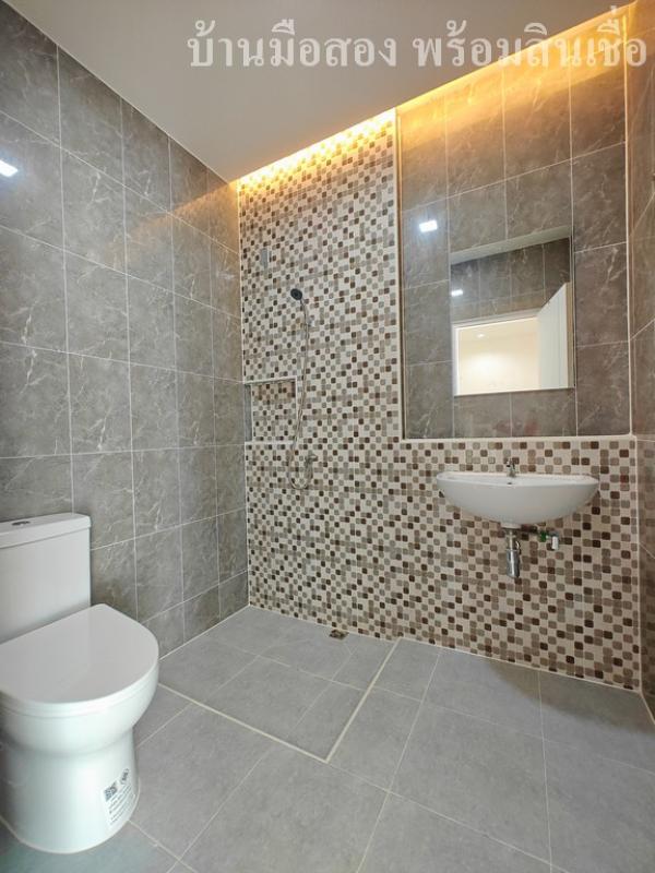 รูปที่8 ต้องการขายบ้านพร้อมที่ดิน ประชาธิปัตย์ ธัญบุรี ราคา 2,490,000 บาท