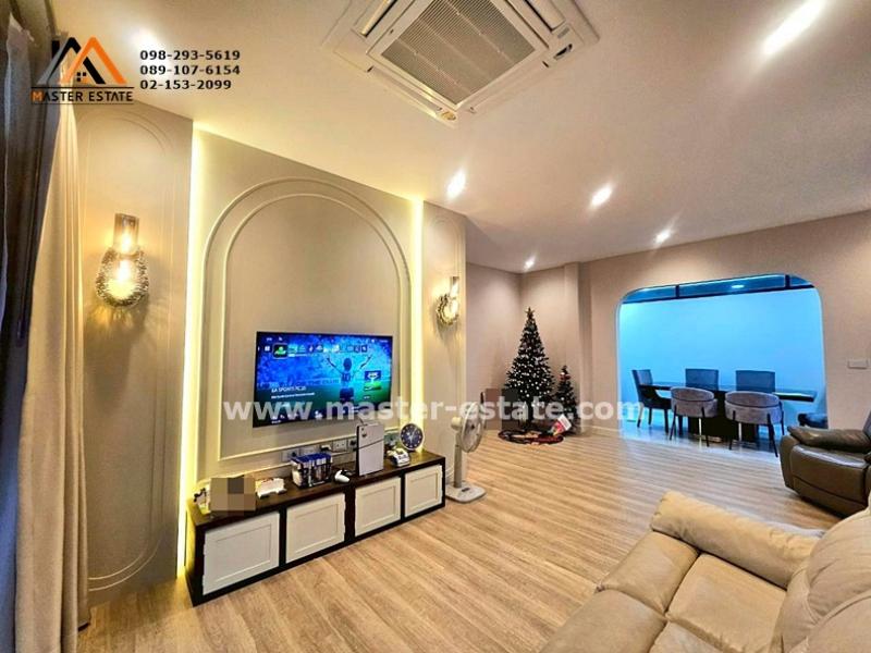 รูปที่2 ต้องการขายบ้านพร้อมที่ดิน บางบัวทอง บางบัวทอง ราคา 11,900,000 บาท