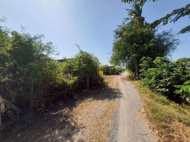 รูปที่4 ต้องการขายบ้านพร้อมที่ดิน ราษฎร์นิยม ไทรน้อย ราคา 1,100,000 บาท