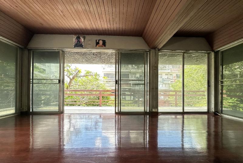 รูปที่4 ต้องการขายบ้านพร้อมที่ดิน บางซื่อ เขตบางซื่อ ราคา 26,000,000 บาท