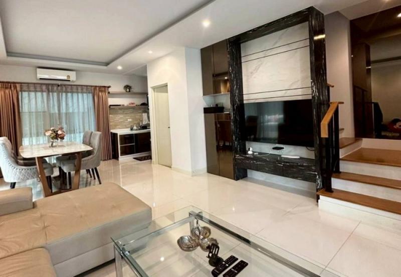 รูปที่2 ต้องการขายทาวน์โฮม บางพลีใหญ่ บางพลี ราคา 7,300,000 บาท