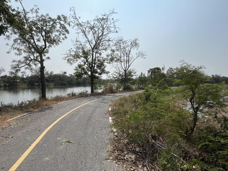 รูปที่4 ต้องการขายที่ดินเปล่า ย่านยาว สามชุก ราคา 12,000,000 บาท