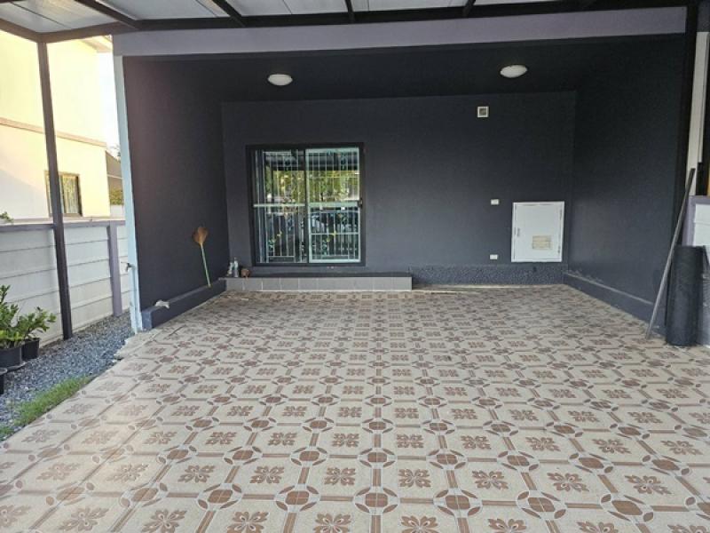 รูปที่2 ต้องการขายทาวน์โฮม บางสมัคร บางปะกง ราคา 2,500,000 บาท