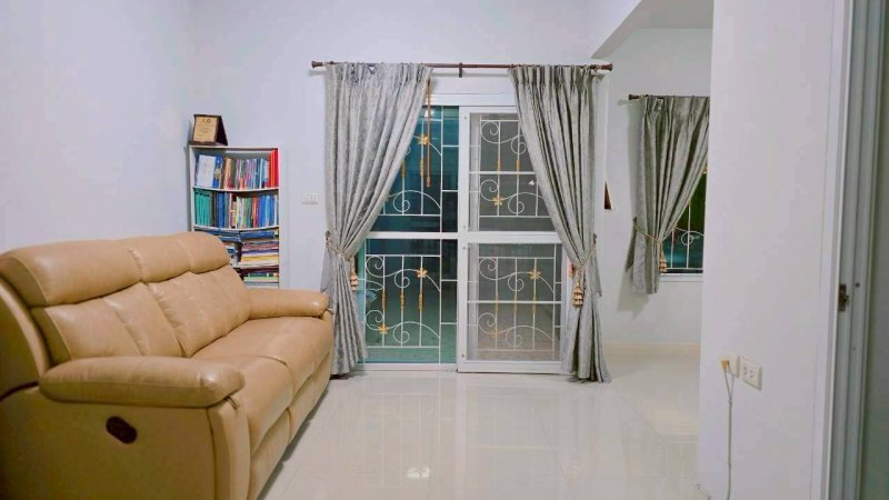 รูปที่2 ต้องการขายทาวน์โฮม บางพลีใหญ่ บางพลี ราคา 2,890,000 บาท