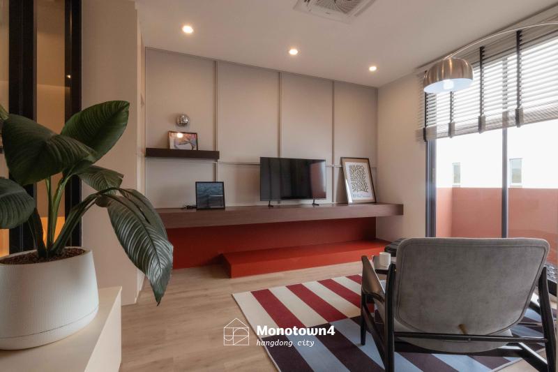 รูปที่2 ต้องการขายทาวน์โฮม สันผักหวาน หางดง ราคา 3,390,000 บาท