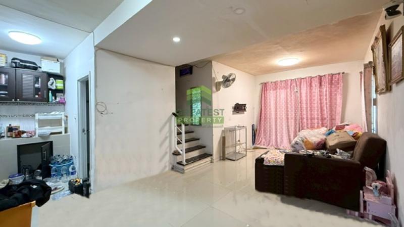 รูปที่3 ต้องการขายทาวน์โฮม ลาดสวาย ลำลูกกา ราคา 1,890,000 บาท