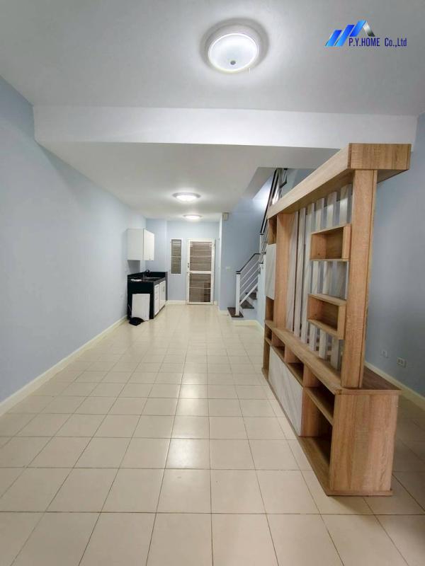 รูปที่3 ต้องการขายทาวน์โฮม คลองสอง คลองหลวง ราคา 1,450,000 บาท