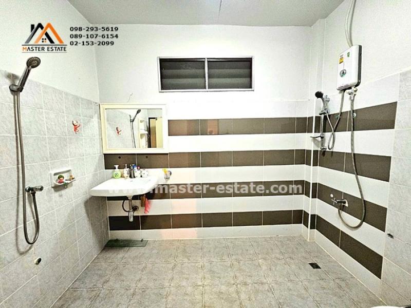 รูปที่8 ต้องการขายทาวน์โฮม คลองจั่น เขตบางกะปิ ราคา 3,200,000 บาท