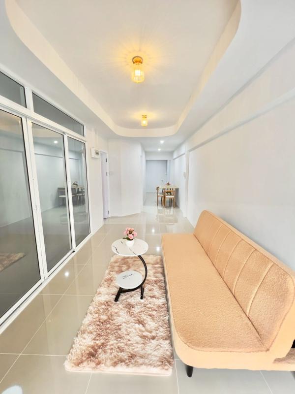 รูปที่3 ต้องการขายบ้านพร้อมที่ดิน ลำผักกูด ธัญบุรี ราคา 1,100,000 บาท