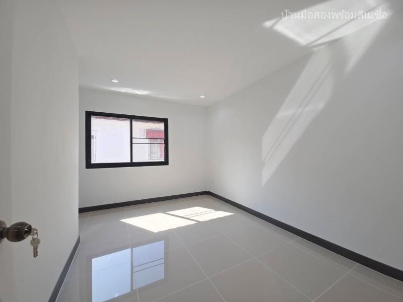 รูปที่7 ต้องการขายบ้านพร้อมที่ดิน สามวาตะวันตก เขตคลองสามวา ราคา 1,850,000 บาท