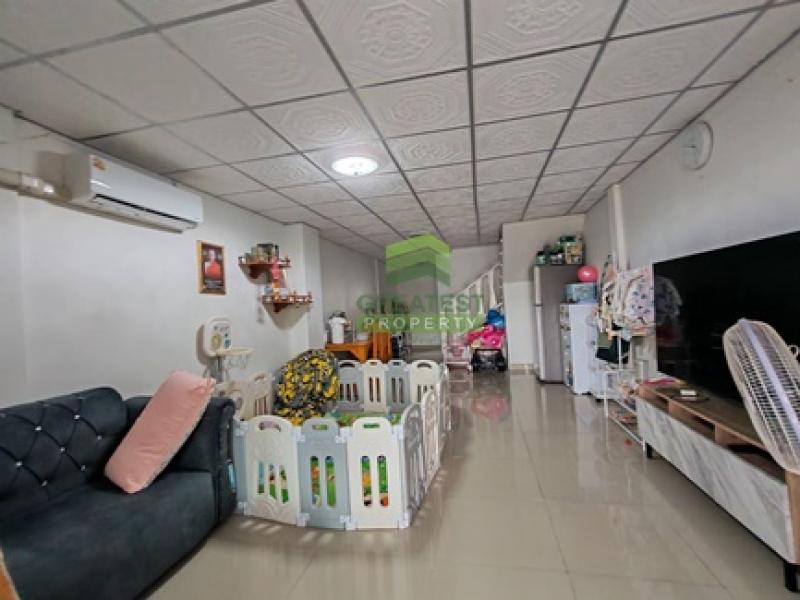 รูปที่2 ต้องการขายทาวน์โฮม ประชาธิปัตย์ ธัญบุรี ราคา 1,000,000 บาท