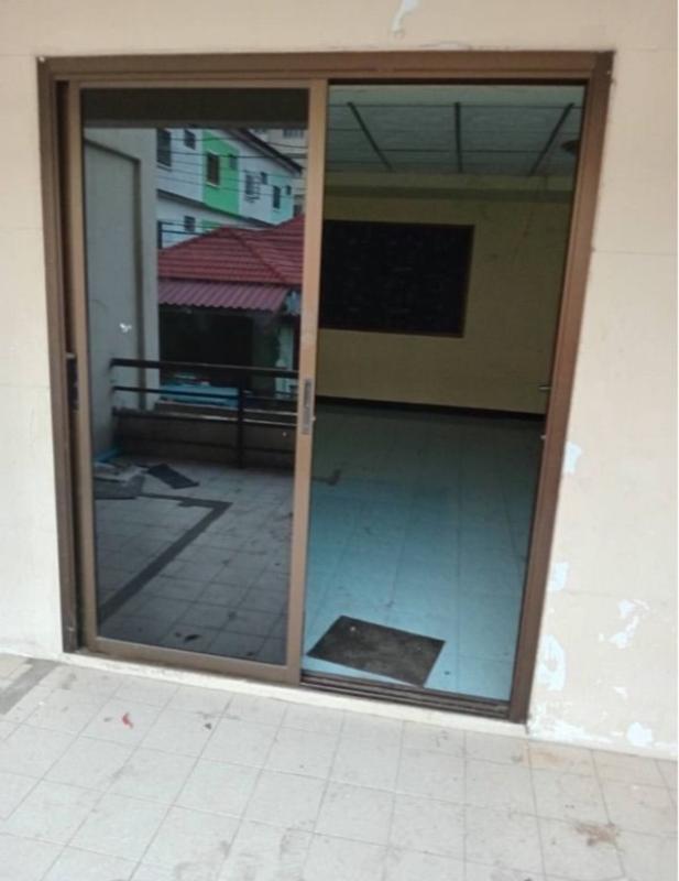 รูปที่6 ต้องการขายทาวน์โฮม คลองสอง คลองหลวง ราคา 1,800,000 บาท