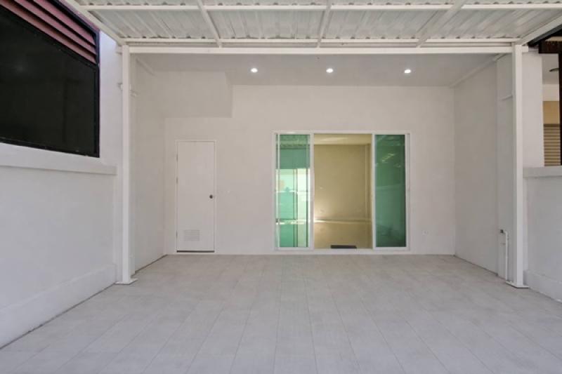 รูปที่2 ต้องการขายทาวน์โฮม บางเมือง เมืองสมุทรปราการ ราคา 3,150,000 บาท