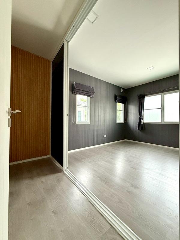 รูปที่8 ต้องการขายบ้านพร้อมที่ดิน สวนหลวง กระทุ่มแบน ราคา 7,300,000 บาท