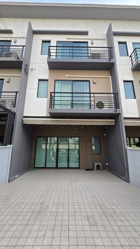 รูปที่2 ต้องการขายทาวน์โฮม คลองถนน เขตสายไหม ราคา 350,000 บาท