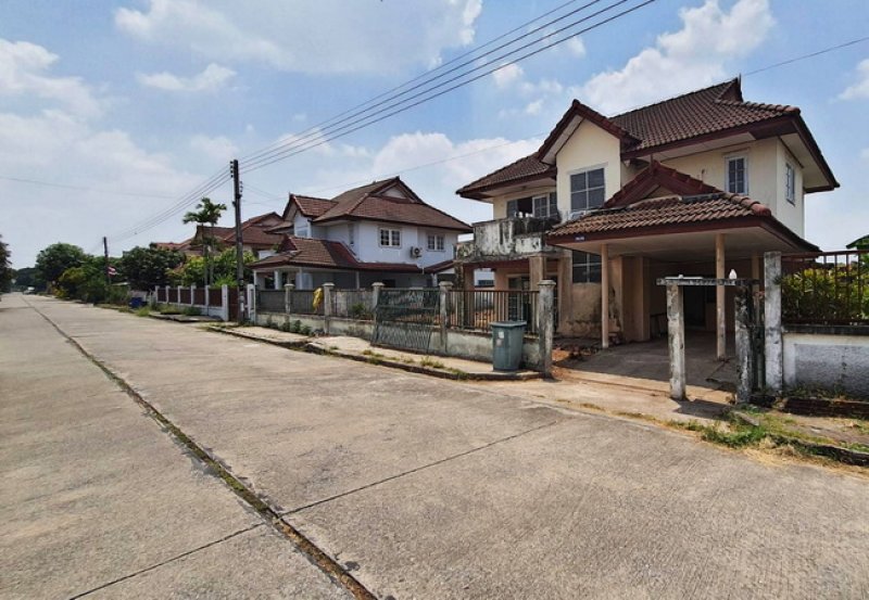รูปที่2 ต้องการขายบ้านพร้อมที่ดิน บึงสนั่น ธัญบุรี ราคา 1,890,000 บาท