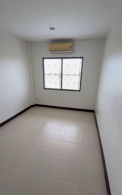 รูปที่8 ต้องการขายทาวน์โฮม กระทุ่มราย เขตหนองจอก ราคา 1,490,000 บาท