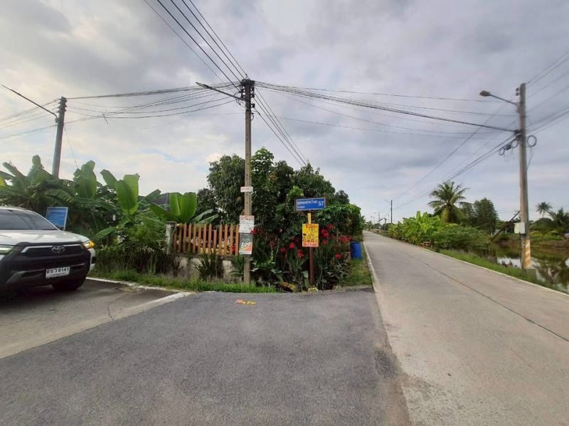 รูปที่4 ต้องการขายที่ดินเปล่า คลองห้า คลองหลวง ราคา 1,300,000 บาท