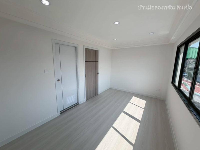 รูปที่5 ต้องการขายบ้านพร้อมที่ดิน ลาดพร้าว เขตลาดพร้าว ราคา 4,900,000 บาท