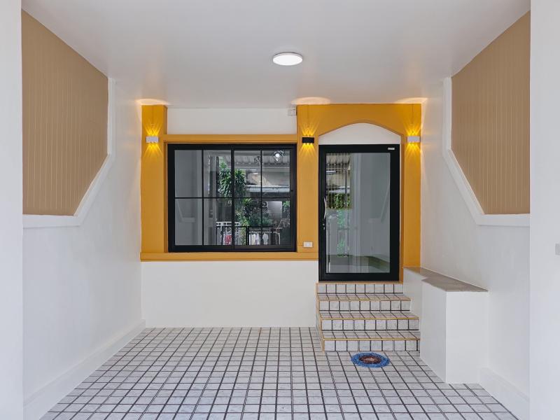 รูปที่2 ต้องการขายบ้านพร้อมที่ดิน บางคูวัด เมืองปทุมธานี ราคา 1,890,000 บาท