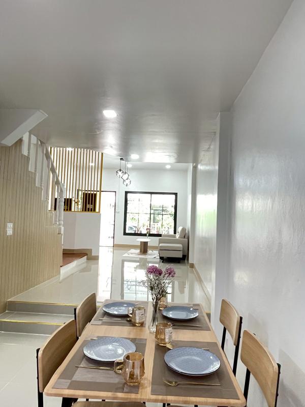 รูปที่5 ต้องการขายบ้านพร้อมที่ดิน บางคูวัด เมืองปทุมธานี ราคา 1,890,000 บาท
