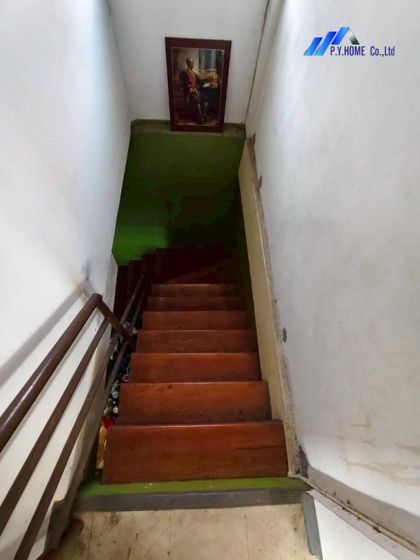 รูปที่4 ต้องการขายทาวน์โฮม ลำผักกูด ธัญบุรี ราคา 1,000,000 บาท