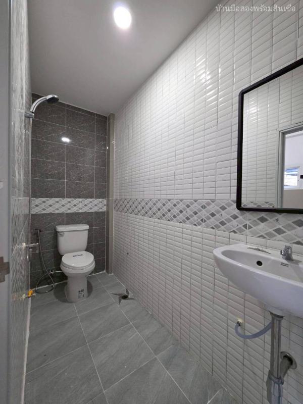 รูปที่5 ต้องการขายบ้านพร้อมที่ดิน คลองสามประเวศ เขตลาดกระบัง ราคา 2,290,000 บาท