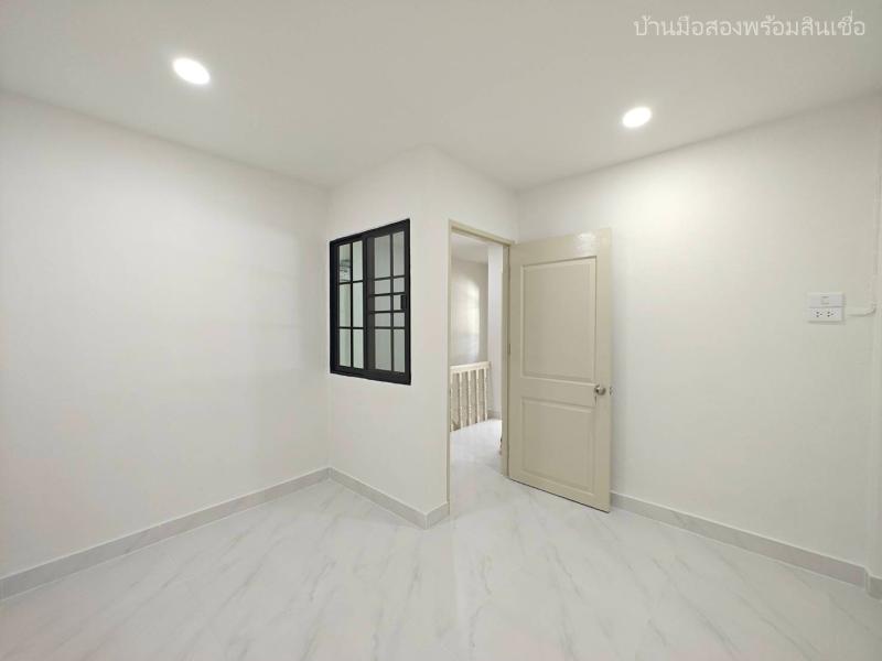 รูปที่6 ต้องการขายบ้านพร้อมที่ดิน สามวาตะวันตก เขตคลองสามวา ราคา 1,900,000 บาท