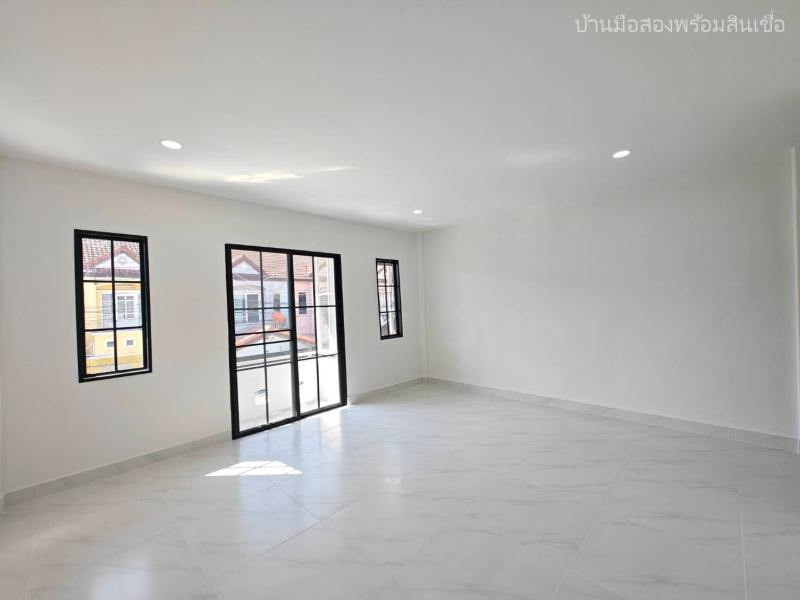 รูปที่7 ต้องการขายบ้านพร้อมที่ดิน สามวาตะวันตก เขตคลองสามวา ราคา 1,900,000 บาท