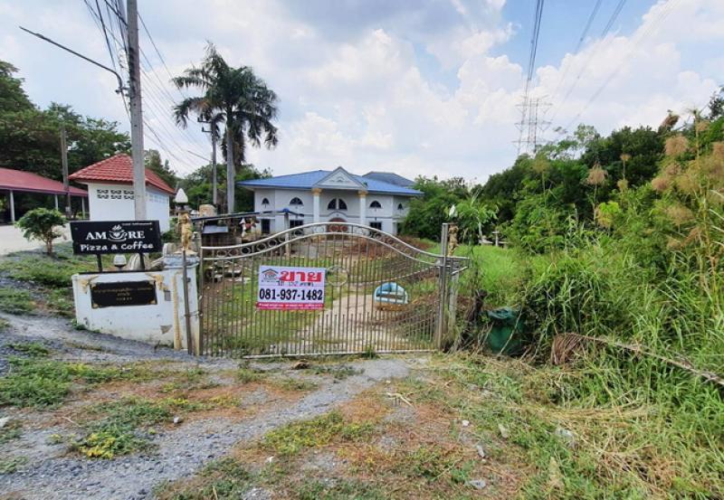 รูปที่2 ต้องการขายบ้านพร้อมที่ดิน บ้านใหม่ เมืองปทุมธานี ราคา 11,900,000 บาท