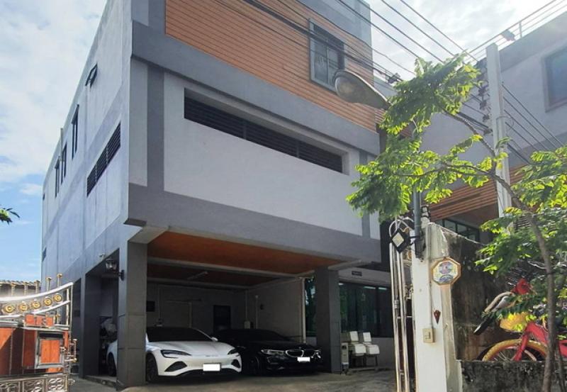 ขายบ้านพร้อมที่ดิน ราคา : 48,000,000