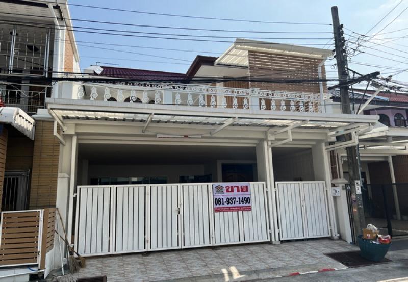 ขายทาวน์โฮม ราคา : 5,200,000