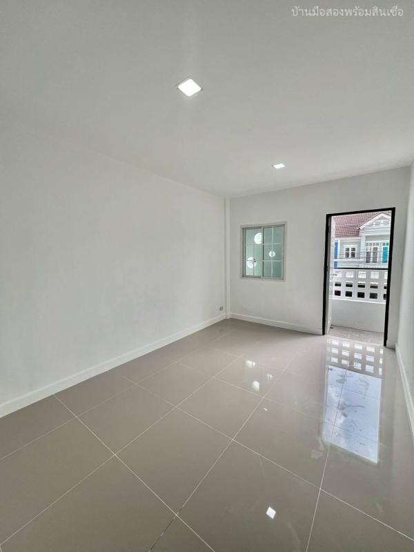 รูปที่6 ต้องการขายบ้านพร้อมที่ดิน บึงยี่โถ ธัญบุรี ราคา 2,450,000 บาท