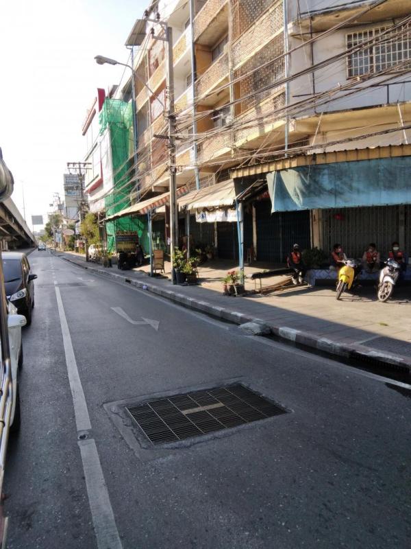 รูปที่4 ต้องการขายอาคารพาณิชย์ หนองบอน เขตประเวศ ราคา 8,900,000 บาท