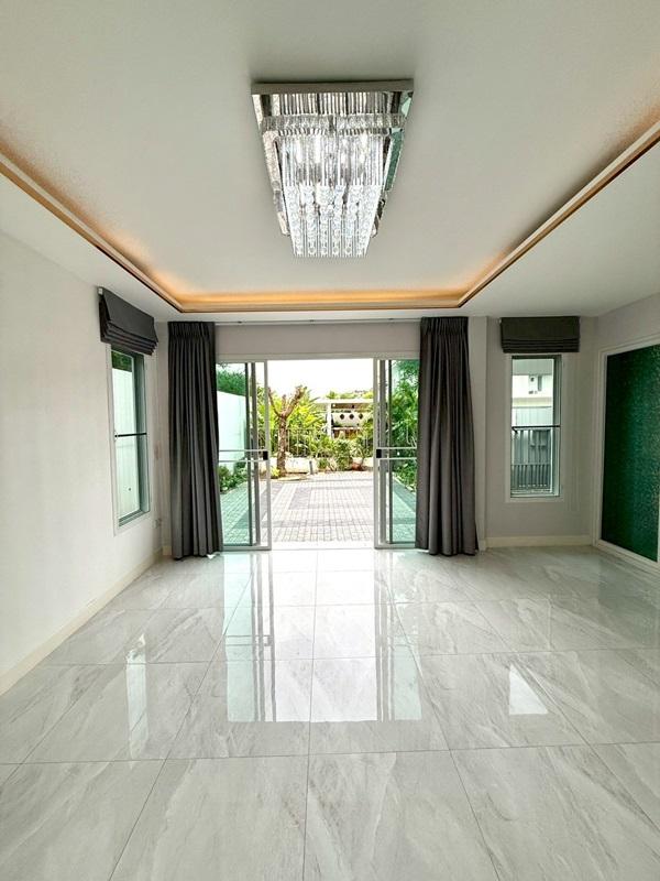 รูปที่4 ต้องการขายบ้านพร้อมที่ดิน สวนหลวง กระทุ่มแบน ราคา 7,300,000 บาท