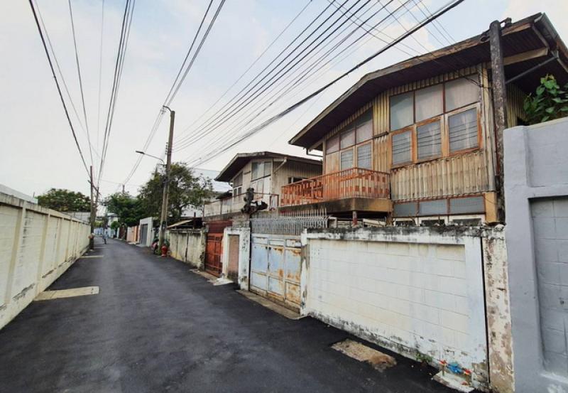 รูปที่3 ต้องการขายบ้านพร้อมที่ดิน บางยี่ขัน เขตบางพลัด ราคา 14,900,000 บาท