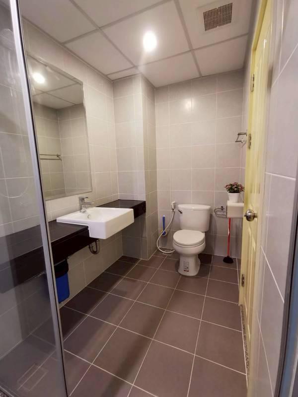 รูปที่5 ต้องการขายคอนโดมิเนียม หนองปรือ บางละมุง ราคา 2,860,000 บาท