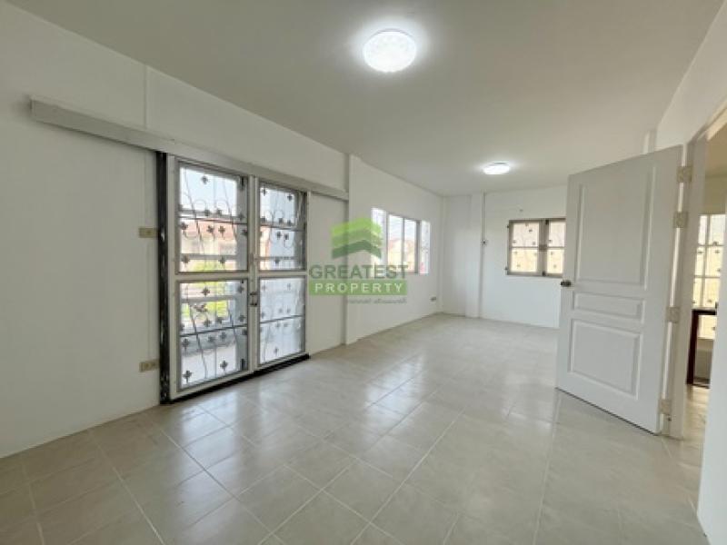 รูปที่3 ต้องการขายบ้านพร้อมที่ดิน คลองเจ็ด คลองหลวง ราคา 2,600,000 บาท