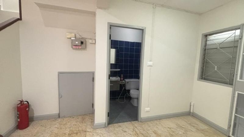 รูปที่5 ต้องการขายทาวน์โฮม ท่าแร้ง เขตบางเขน ราคา 1,890,000 บาท