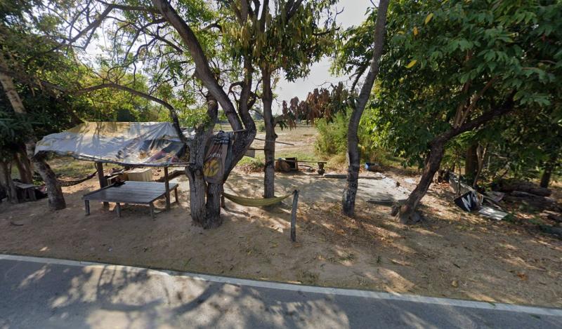ที่ดินร้อยเอ็ดมีคลองในที่ดินพร้อมใช้งานเนื้อที่ 8 ไร่เศษ